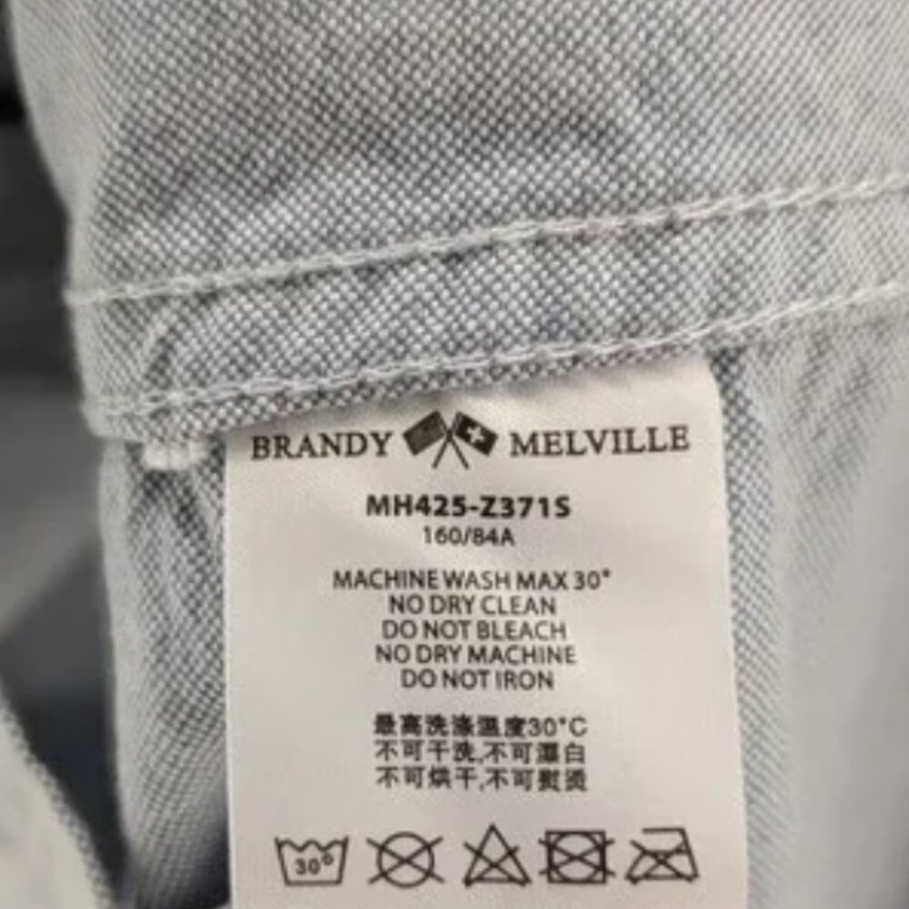 Brandy Melville Blue Button Down Oxford Shirt 100% cotton - Picture 5 of 5
